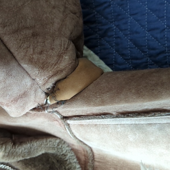 Vintage Sheepskin coat - Picture 9 of 12